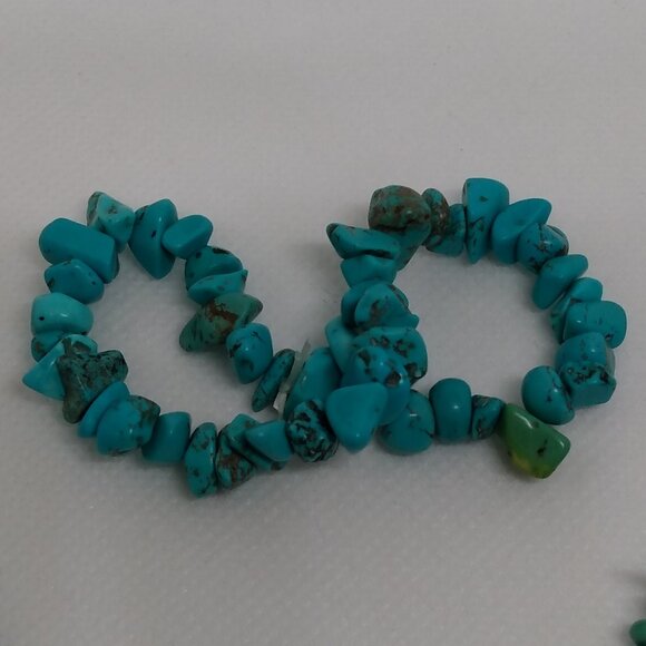 Turquoise Stone Necklace, w/free matching bracelet - Picture 7 of 7